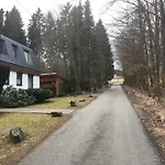 An Der Skipiste 800 Meter Bis Moeppis Huette *